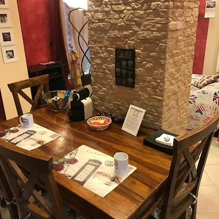 Feriehus Maison Jean-luc - App Zizzola Bra